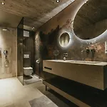 The Black Eagle Luxury 4*