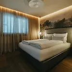 The Black Eagle Luxury Hotel apartamentowy 4*
