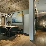 The Black Eagle Luxury 4*