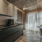 Hotel apartamentowy The Black Eagle Luxury Mayrhofen