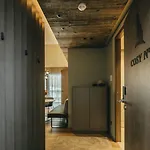 The Black Eagle Luxury Hotel apartamentowy 4*