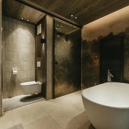 The Black Eagle Luxury Aparthotel Mayrhofen
