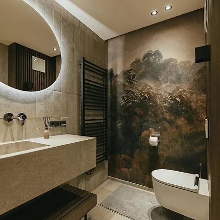 The Black Eagle Luxury 4*