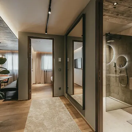 Aparthotel The Black Eagle Luxury