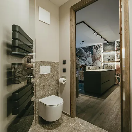 Апарт-отель The Black Eagle Luxury 4*