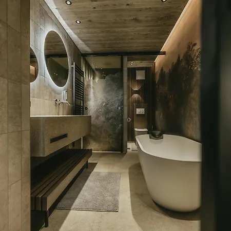 The Black Eagle Luxury Aparthotel Mayrhofen