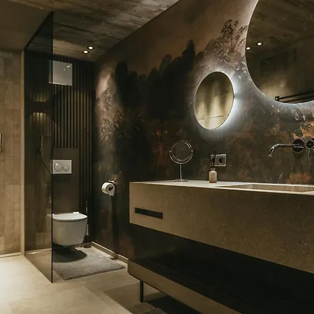 The Black Eagle Luxury 4*