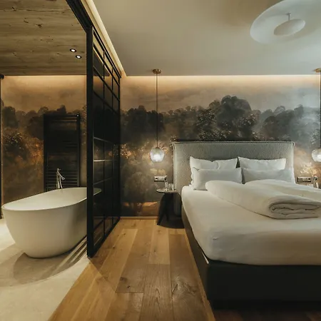 The Black Eagle Luxury Aparthotel Mayrhofen