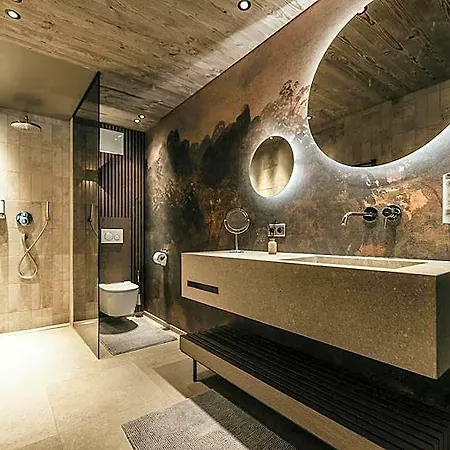 The Black Eagle Luxury 4*