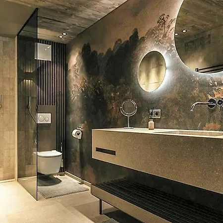 Aparthotel The Black Eagle Luxury
