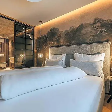 Aparthotel The Black Eagle Luxury
