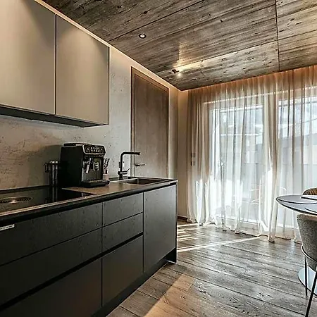 The Black Eagle Luxury Aparthotel Mayrhofen