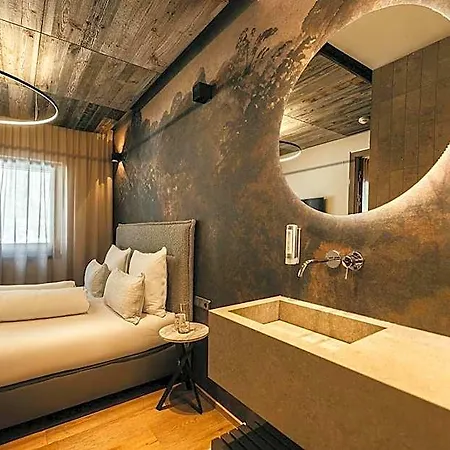 The Black Eagle Luxury 4* Mayrhofen
