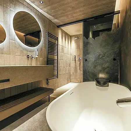The Black Eagle Luxury 4*