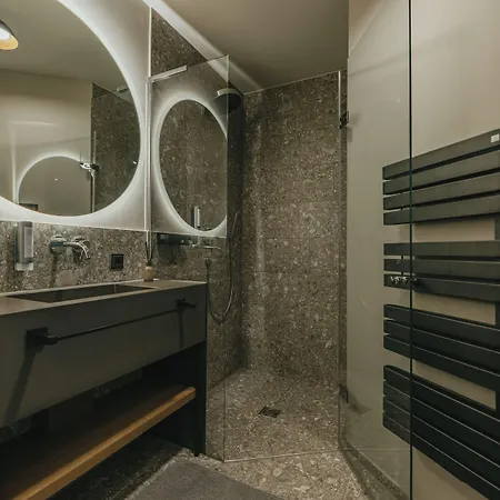The Black Eagle Luxury Aparthotel Mayrhofen