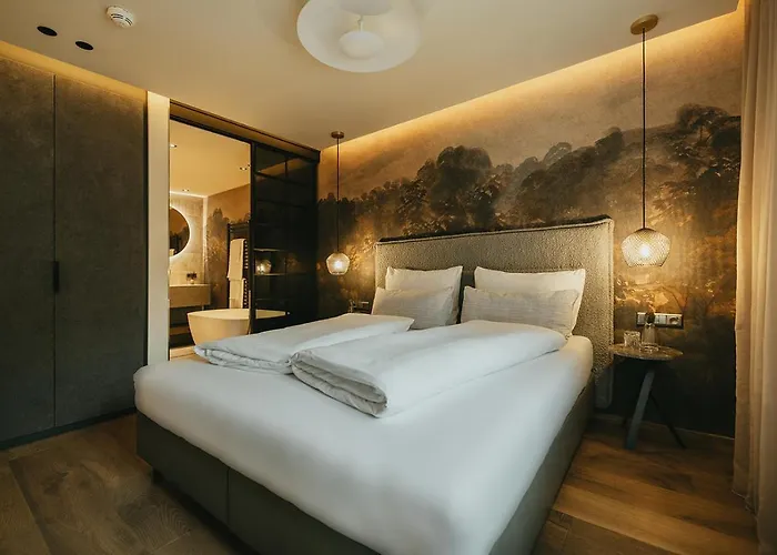 Ξενοδοχείο με διαμερίσματα The Black Eagle Luxury