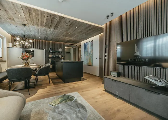 Apartahotel The Black Eagle Luxury