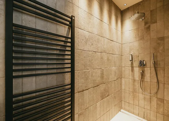 Apartahotel The Black Eagle Luxury