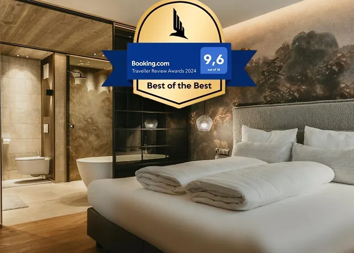 The Black Eagle Luxury Apartahotel