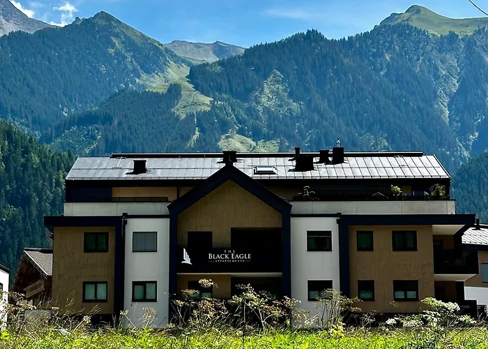 The Black Eagle Luxury Lägenhetshotell Mayrhofen